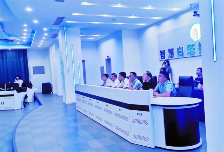 辽宁省工信厅副厅长丁广军光临UG环球官网集团调研领导